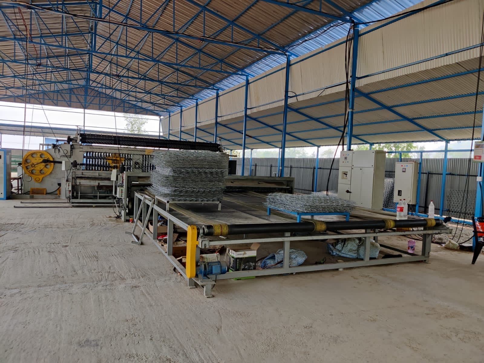 Последние блоги о компании Indian Customer Applies High-Speed Gabion Machine for River Protection