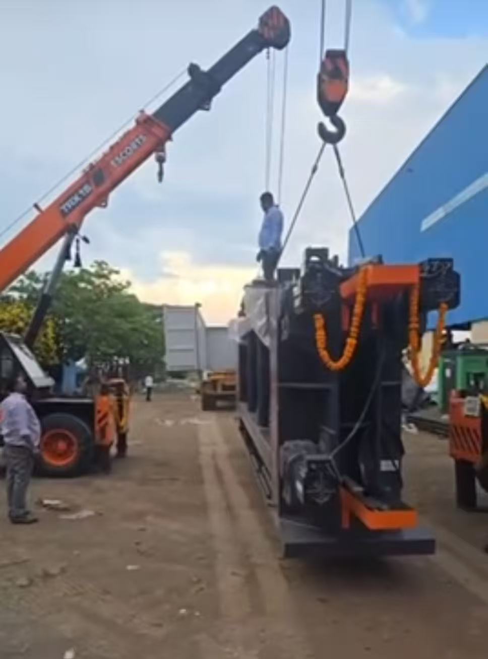 Последние блоги о компании Новейшая машина для производства габионной сетки CNC успешно введена в эксплуатацию в Индии