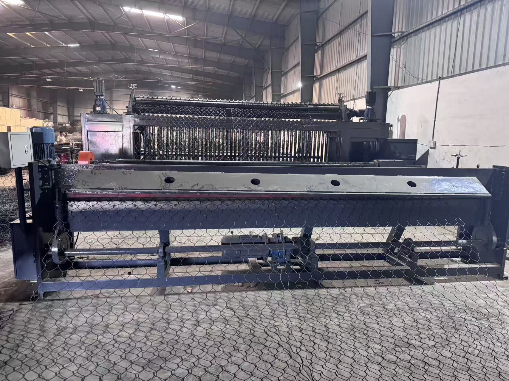 Последние блоги о компании Delta Servo Gabion Mesh Machine Successfully Exported and Commissioned in India