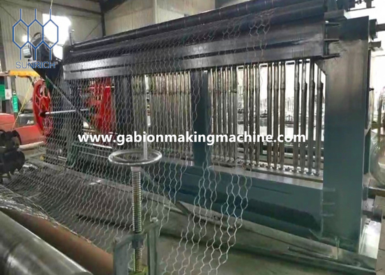 Купить Регулируемая длина поворота Gabion машина с автоматической сервомоторной системой управления PLC Производство в сети