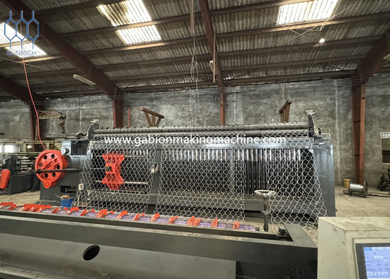 Купить Высокопроизводительная двойная скрученная проволочная сетка Gabion Box Machine с управлением PLC Производство в сети
